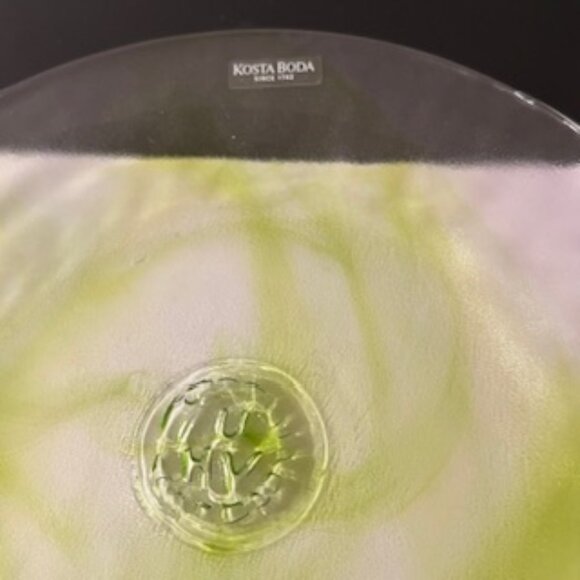 Vtg. KOSTA Boda Mine Green Swirl 8 “ Glass Side Plate - Picture 5 of 5